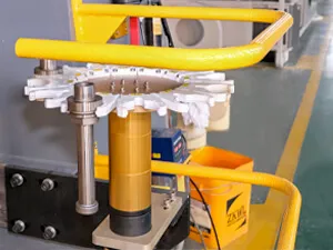 5-axis-router-for-furniture-D4.webp