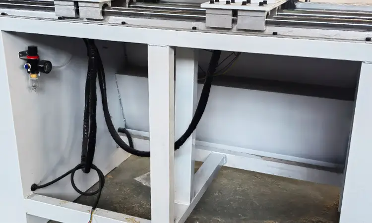 double-head-hinge-boring-machine-frame-structure